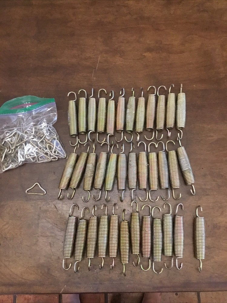 Trampoline Springs 3.5” – 5.5” Lot Of 36 & Triangle Connectors Mid Sized Tramp