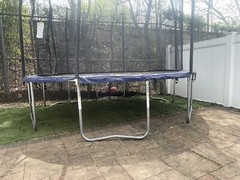 12FT Trampoline w/ enclosure Net & Spring Cover padding