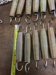 Trampoline Springs 3.5” – 5.5” Lot Of 36 & Triangle Connectors Mid Sized Tramp