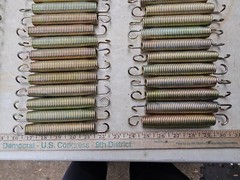 25GG16 TRAMPOLINE SPRINGS, 60 COUNT, 6-1/2″ X 4-5/8″ X 0.86″ X 0.115″, VERY GOOD